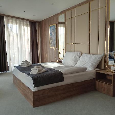 Hotel Foldana บูดาเปสต์ ภายนอก รูปภาพ