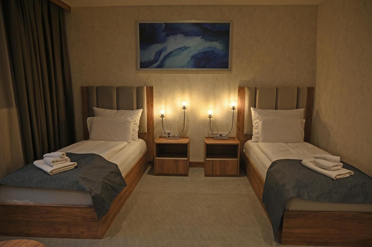 Hotel Foldana บูดาเปสต์ ภายนอก รูปภาพ