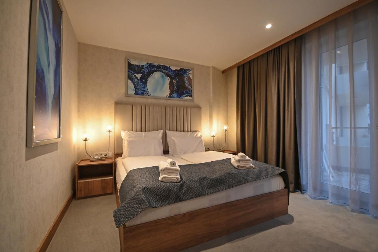 Hotel Foldana บูดาเปสต์ ภายนอก รูปภาพ