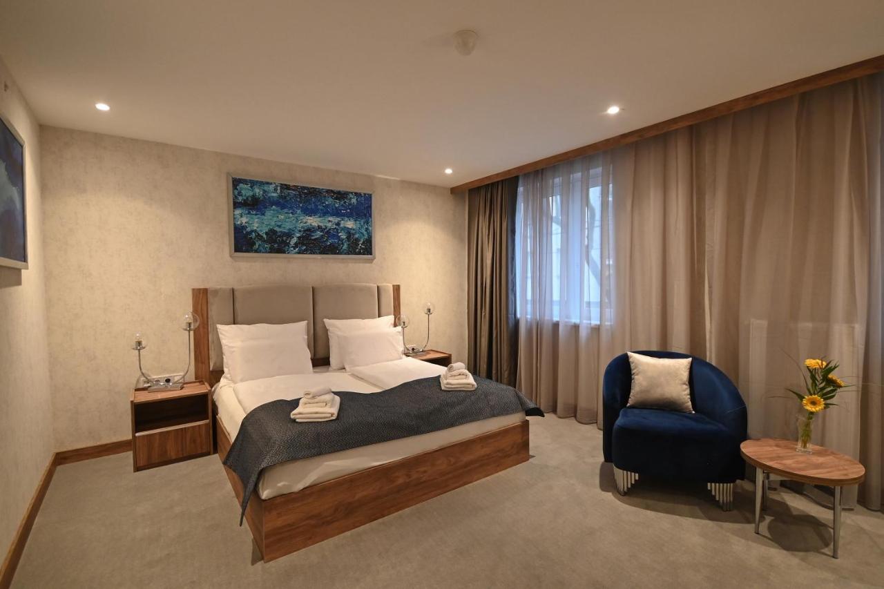 Hotel Foldana บูดาเปสต์ ภายนอก รูปภาพ
