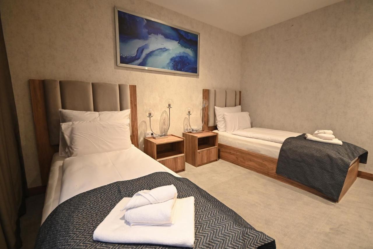 Hotel Foldana บูดาเปสต์ ภายนอก รูปภาพ