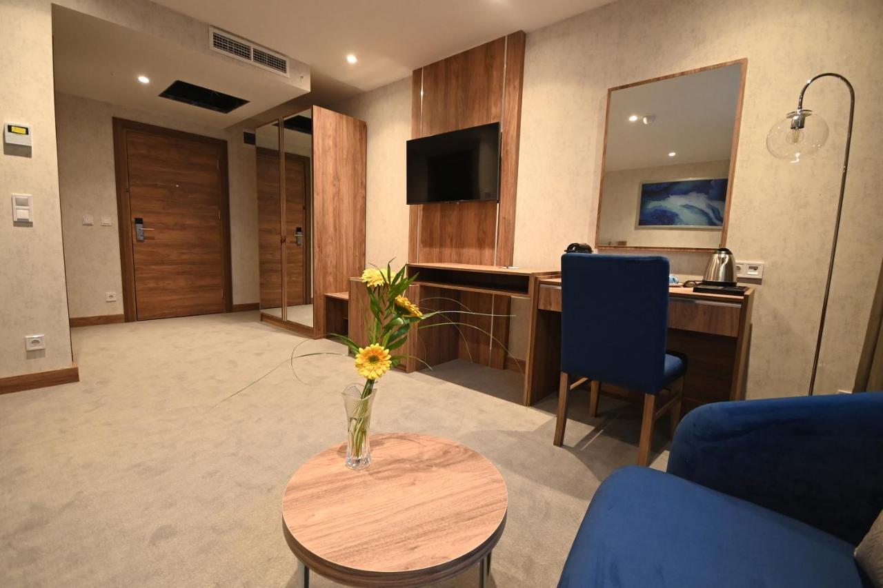 Hotel Foldana บูดาเปสต์ ภายนอก รูปภาพ